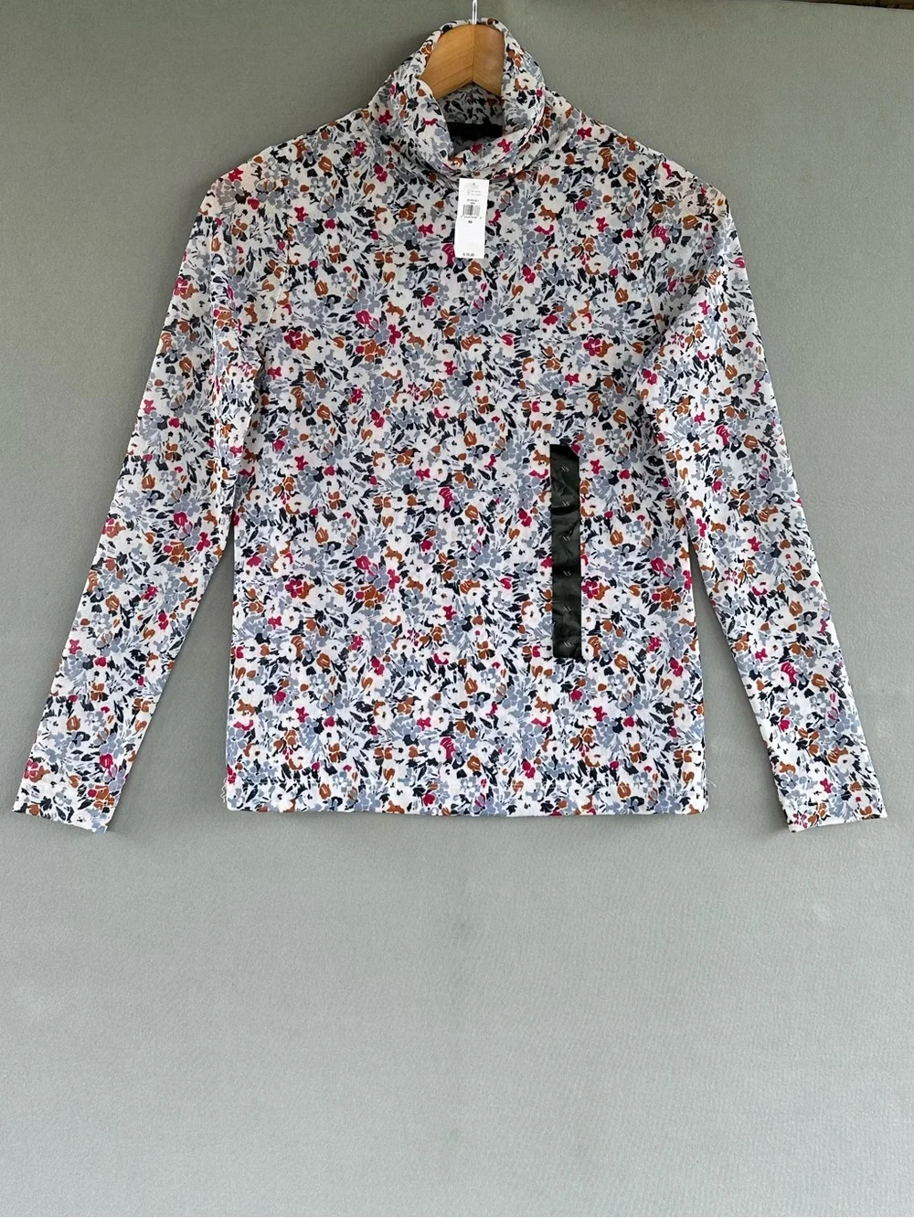 🎉5 for $45🎉 NWT Banana Republic top blouse size XS